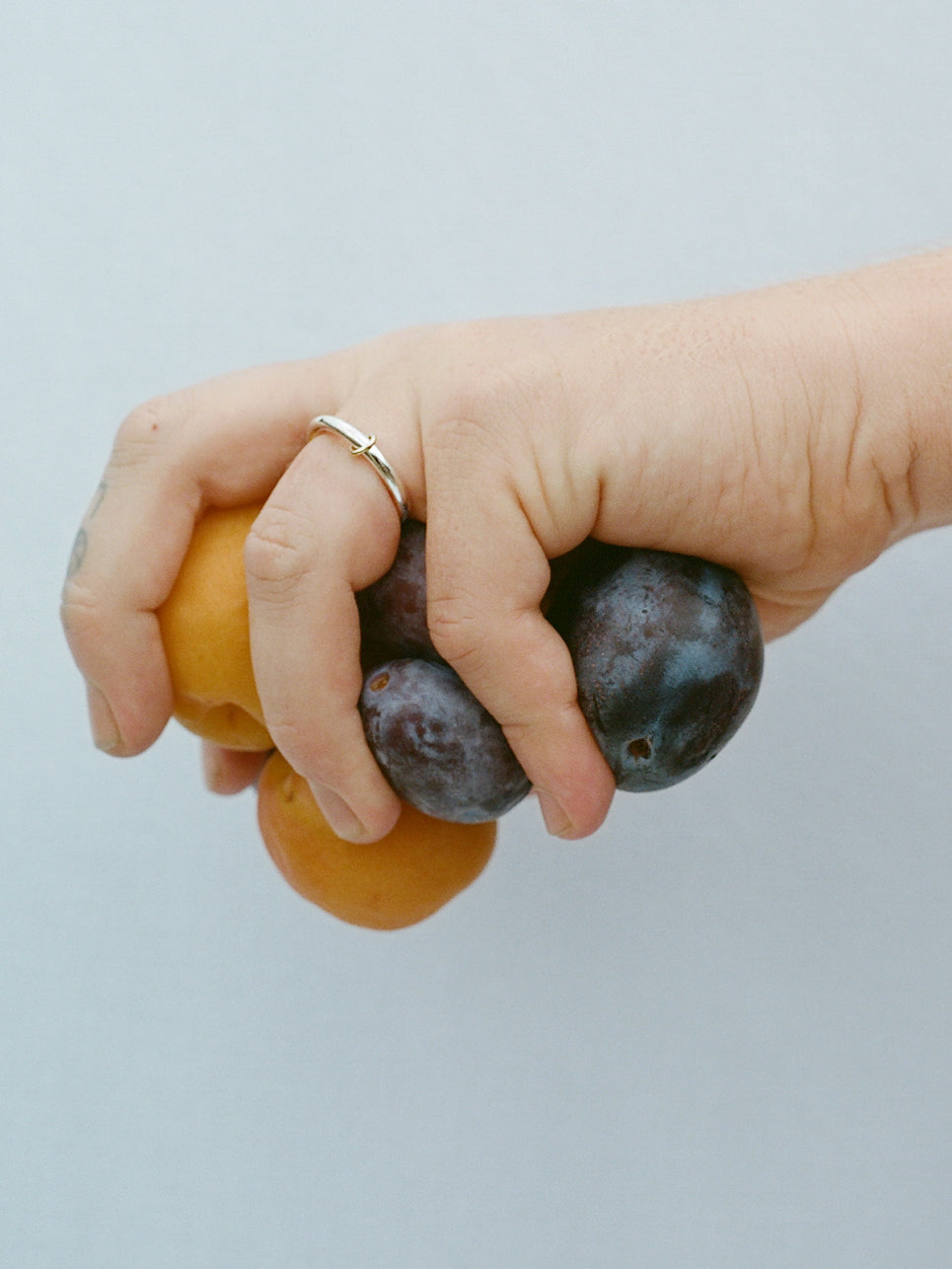 Glimpse Ring